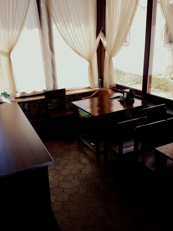 Deniz Hotel Енидже Экстерьер фото